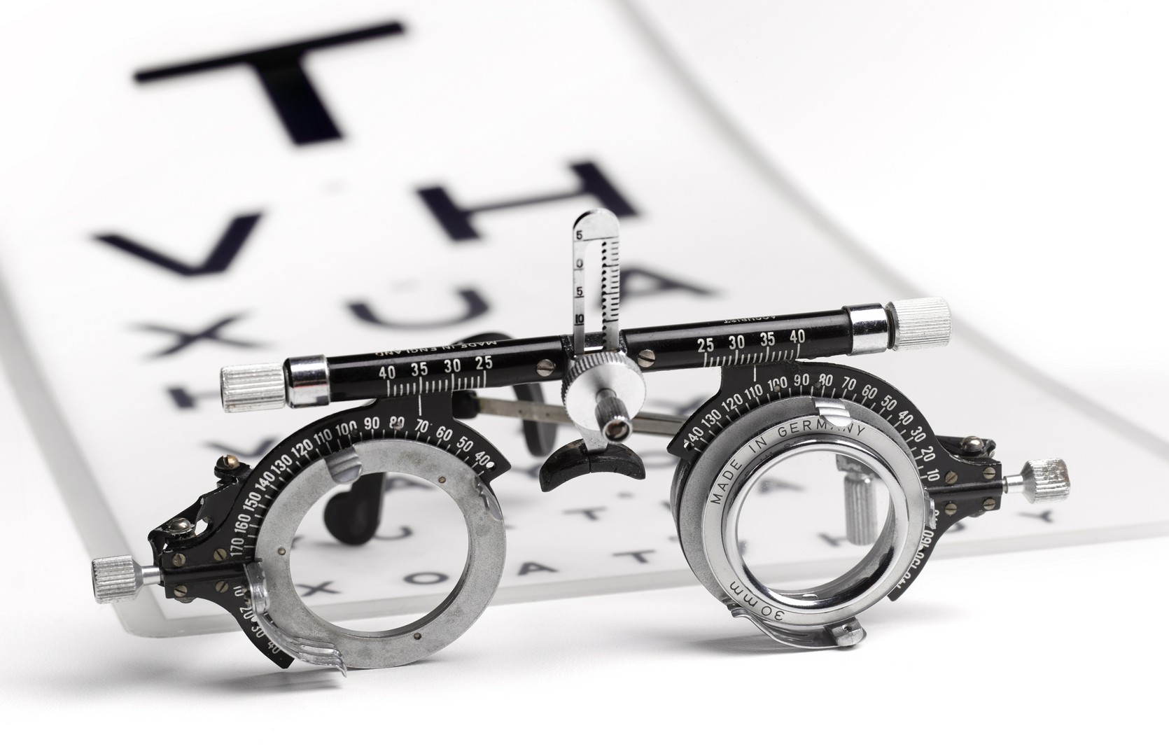 Jak przebiega proces korekcji wzroku i na co zwrócić uwagę przy doborze metody?